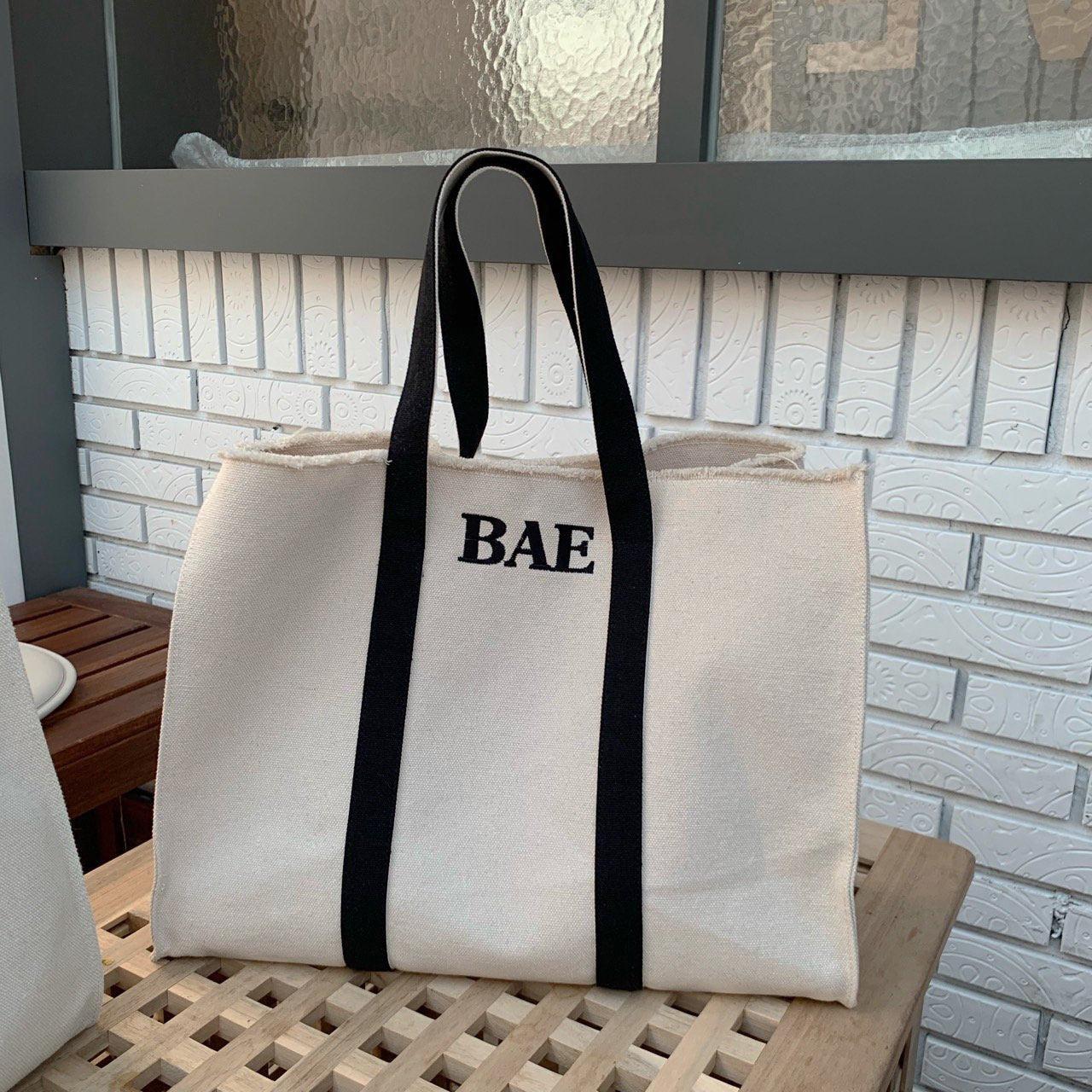 Made in Korea 定制黑帶刺繡字母大帆布袋