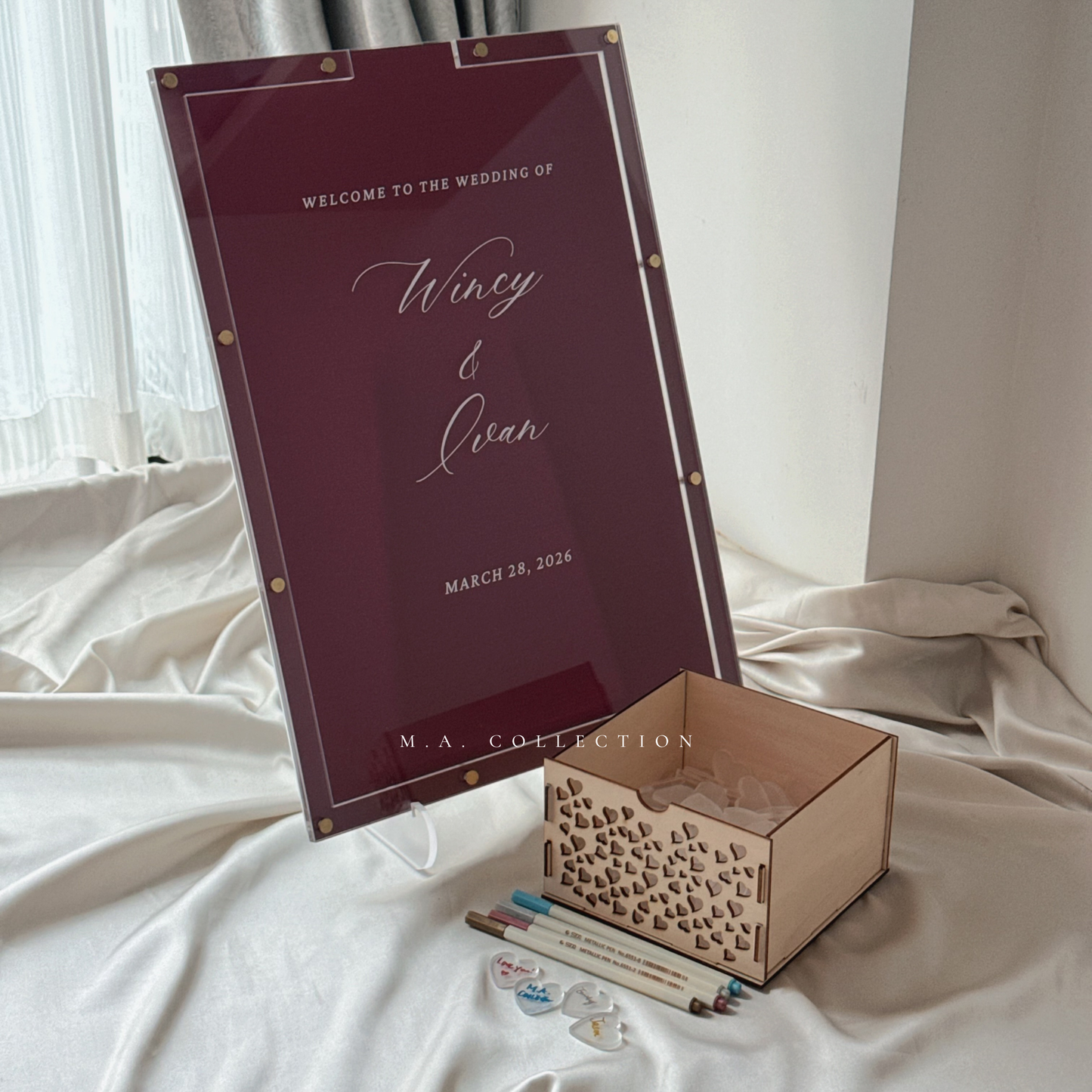 Clear Acrylic Signature Board