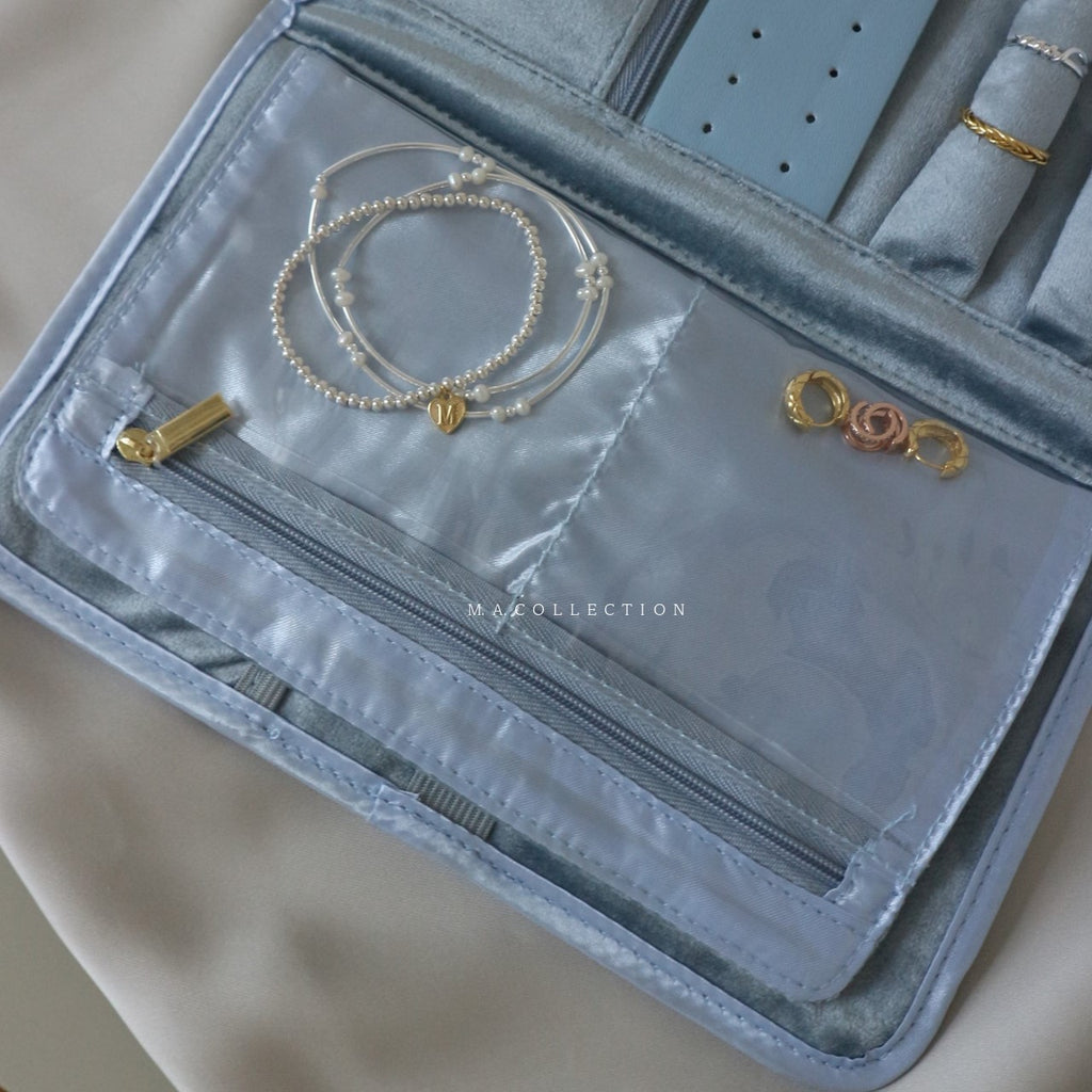 STAYCATION TO GO Bridesmaid Proposal Box Set
