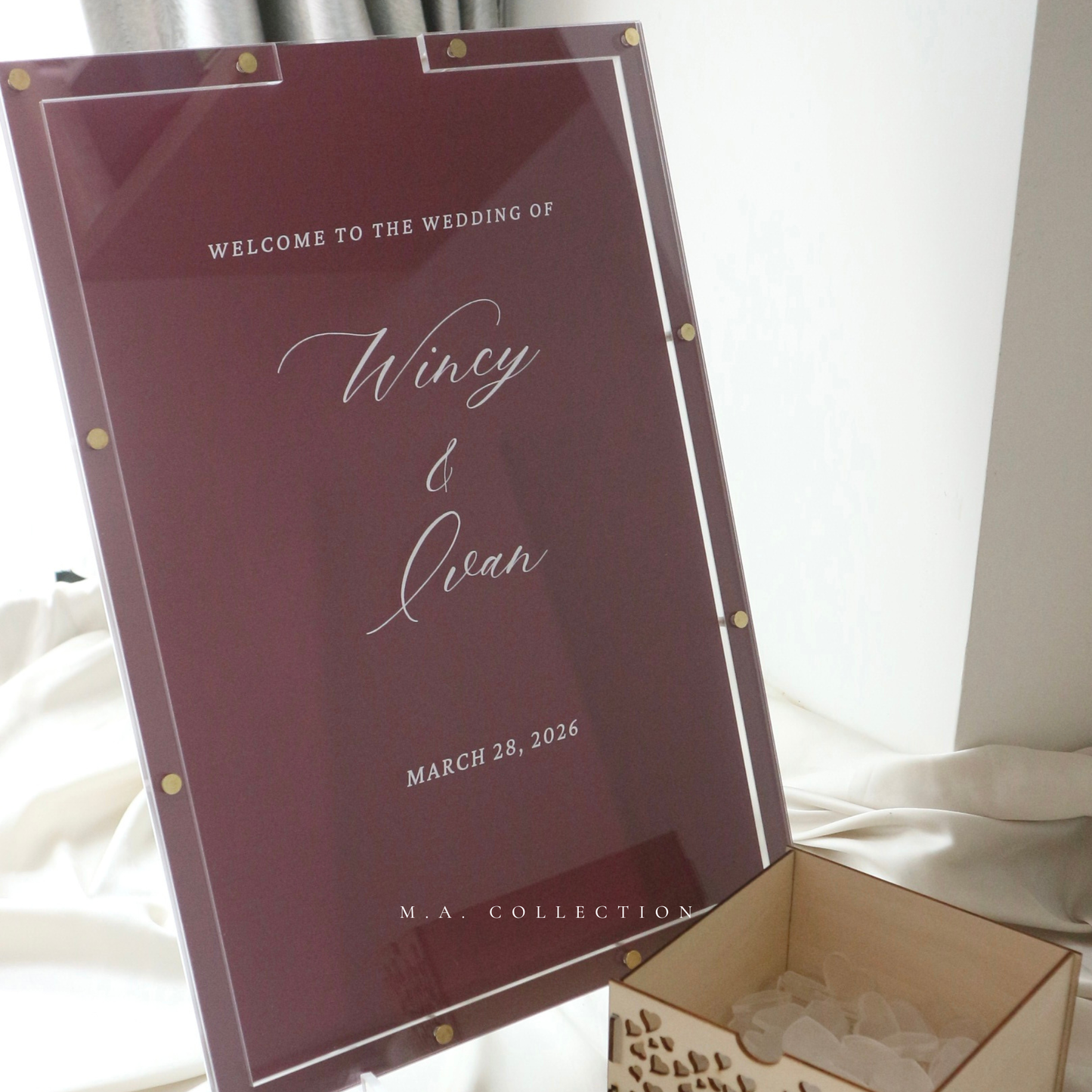 Clear Acrylic Signature Board