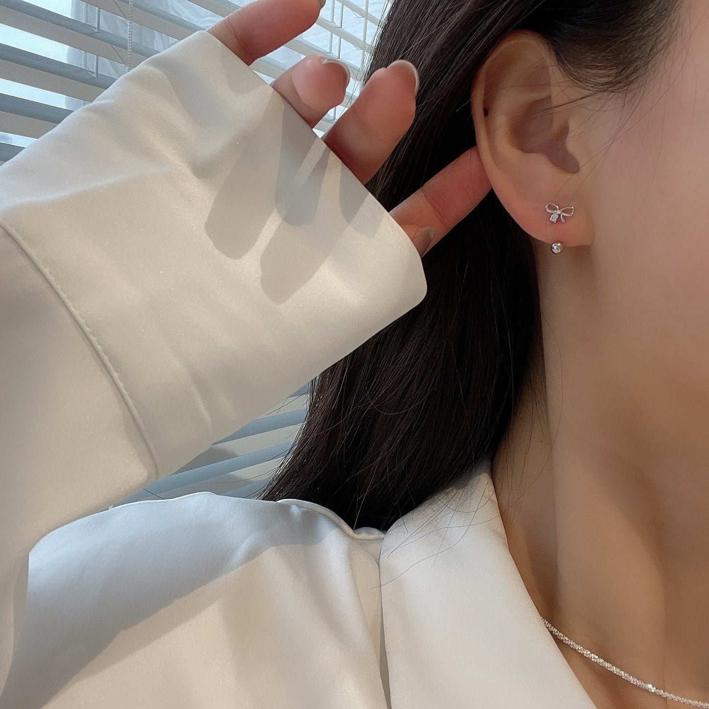 蝴蝶結螺旋925銀耳環